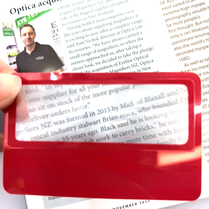 Credit Card Size Fresnel Lens 3X - 3 Pack - Magnifying.com.au 
